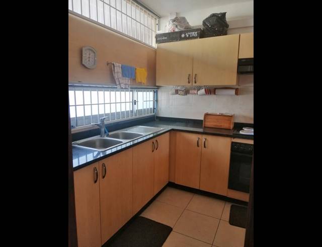 3 BEDROOM APARTMENT FOR SALE IN SOUTH BEACH